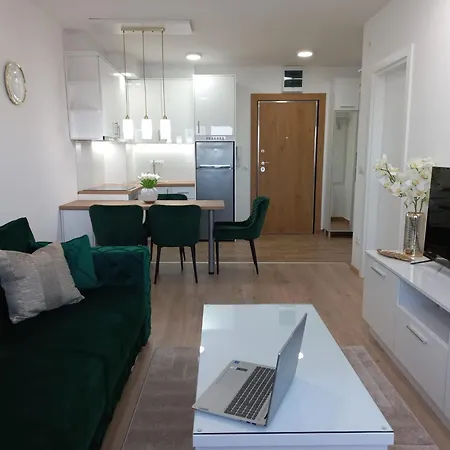 Todorovic Apartments Panorama Kragujevac Exterior photo